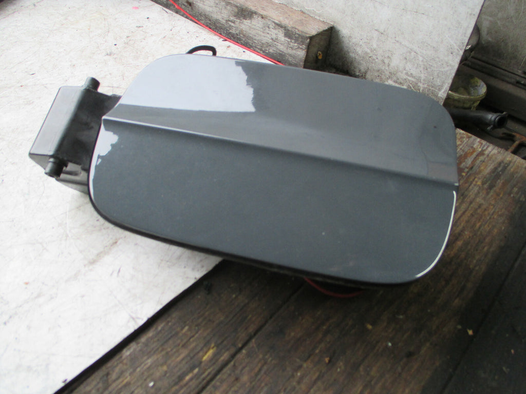AUDI A3 2019 MK3 8V FUEL FLAP FILLER COVER 8V4809906K