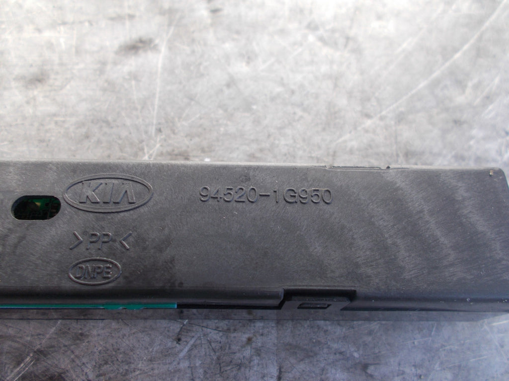 KIA RIO MK2 2008 DIGITAL CLOCK DISPLAY SCREEN 945201G950