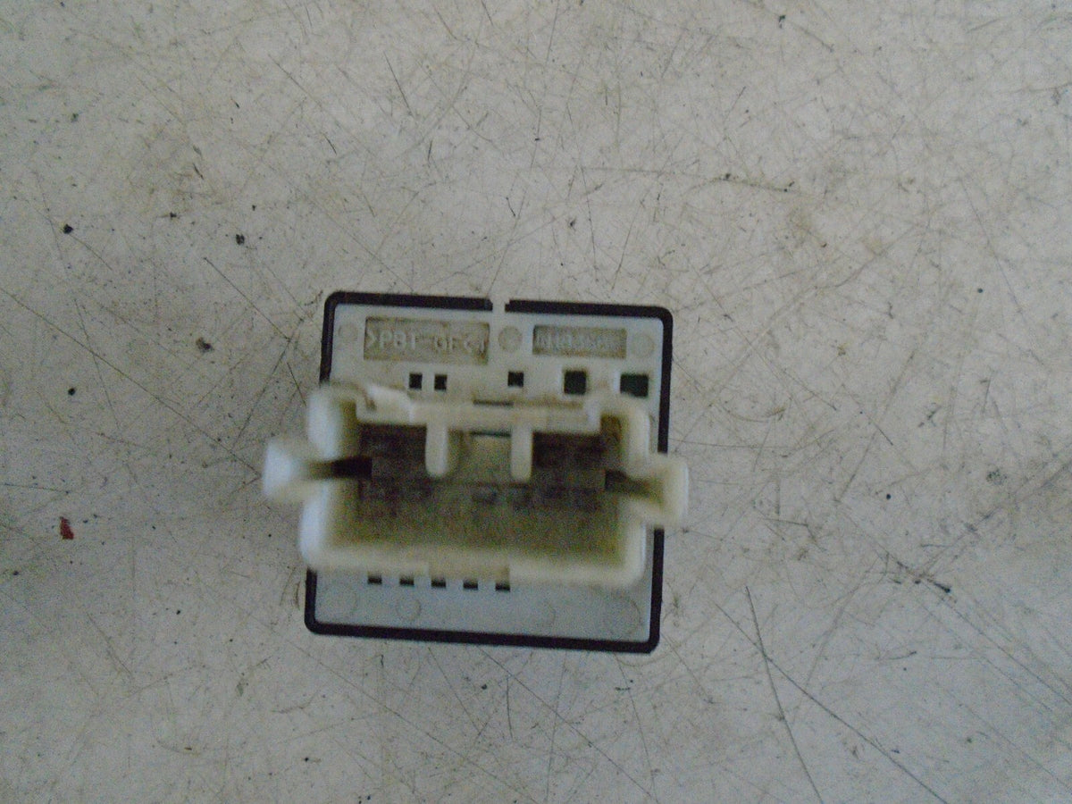 MITSUBISHI MIRAGE 2015 MIRROR CONTROL SWITCH 183570