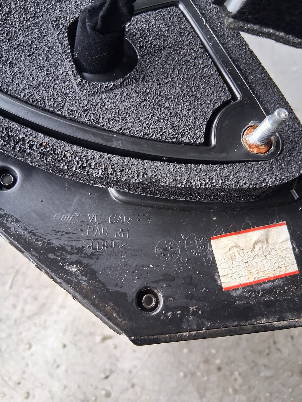 2013 KIA DRIVER SIDE WING MIRROR CONTROL SWITCH A045611