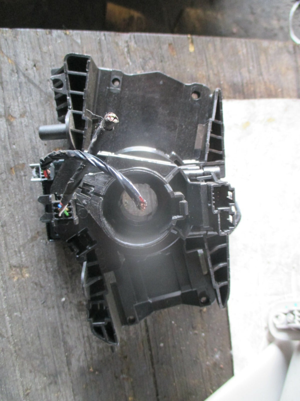 DACIA SANDERO 2018 MULTIFUCTIONAL STEERING WHEEL SWITCH BUTTON E11811200