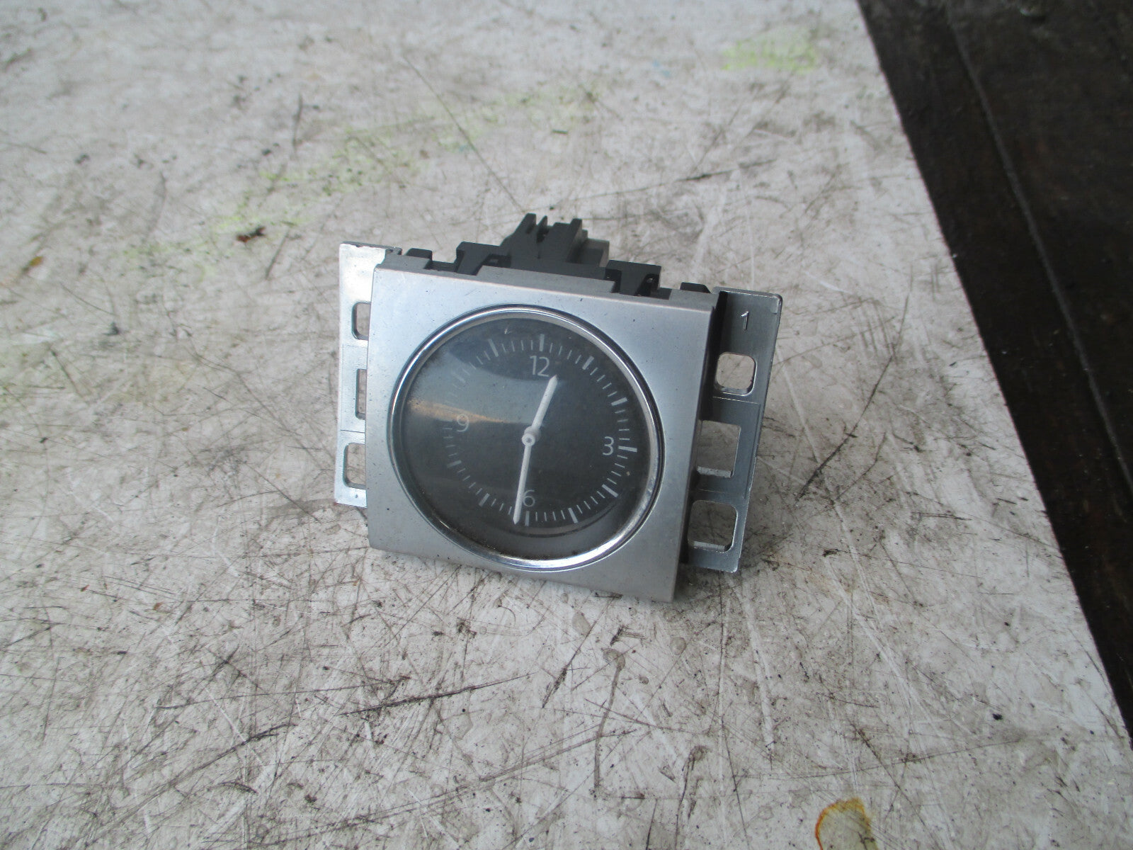 VW VOLKSWAGEN PASSAT 2014 B7 DASHBOARD CLOCK 3AA919204A
