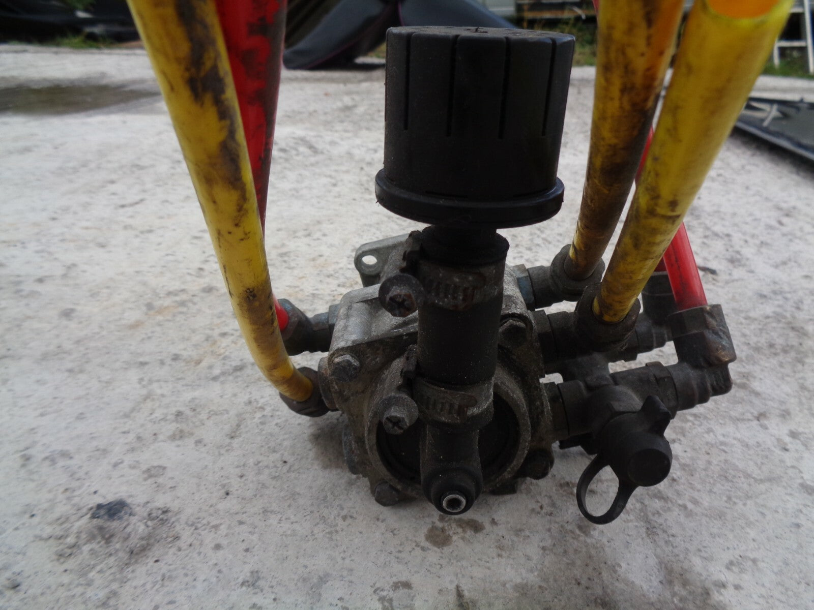 OPTARE ALERO PARTY BUS 2003 KNORR BREME DX70C AIR FOOT BRAKE VALVE