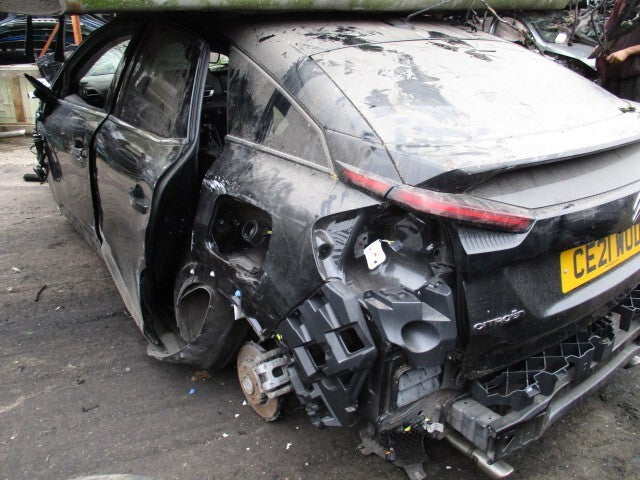 CITROEN C4 MK3 2021 NSR PASSENGER SIDE REAR QUARTER PANEL BLACK