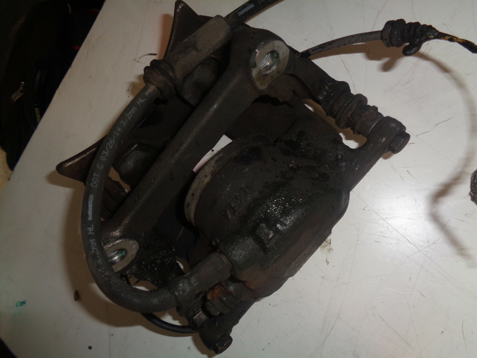 MERCEDES BENZ 2015 GLA 220 CDI DIESEL OSF DRIVER SIDE FRONT BRAKE CALIPER