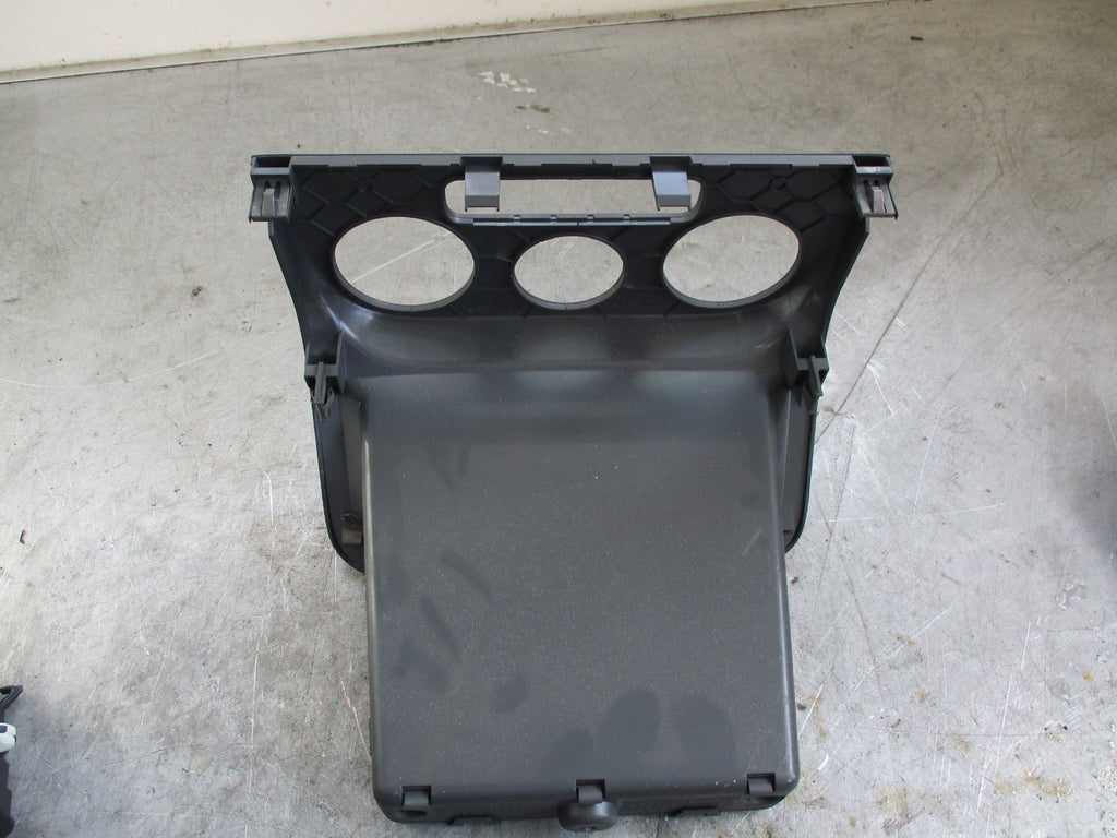 VOLKSWAGEN GOLF PLUS 05-09 CENTRE CLIMATE CONTROL TRIM 5M0819422