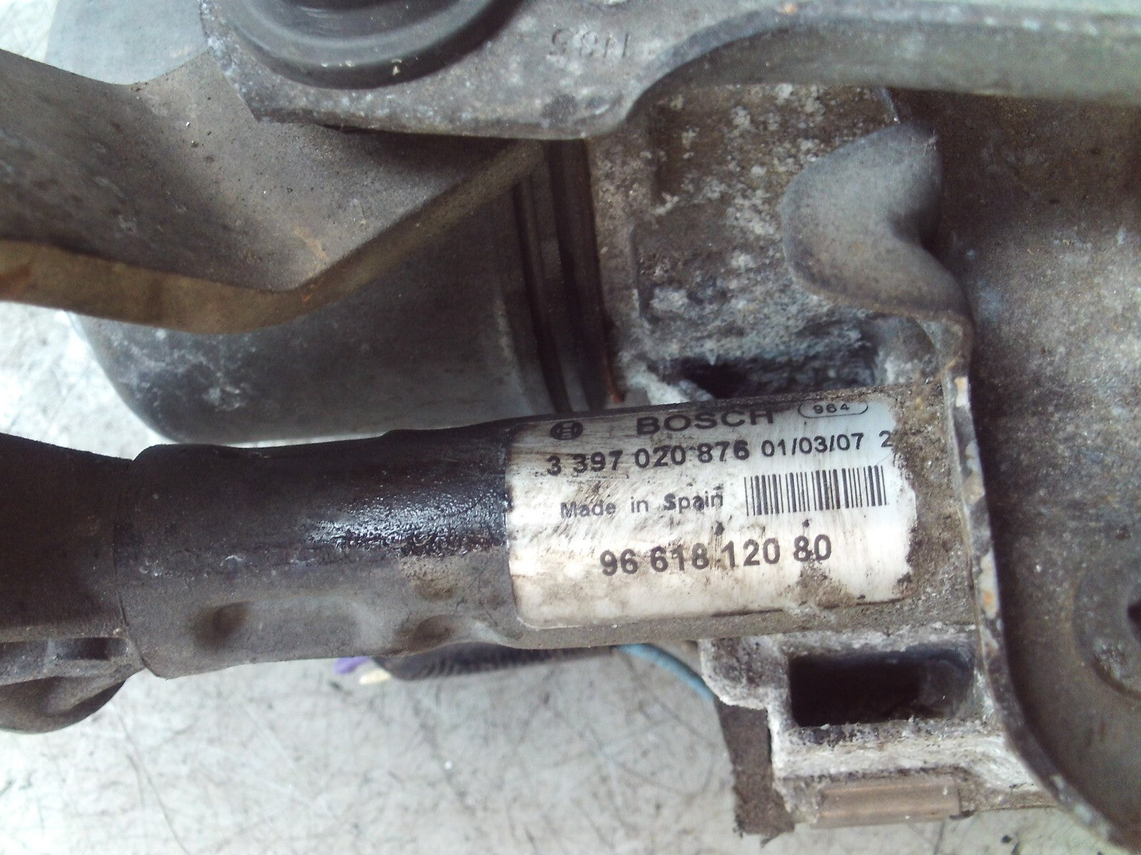 2007 PEUGEOT 407 WINDSCREEN WIPER MOTOR 9661812180