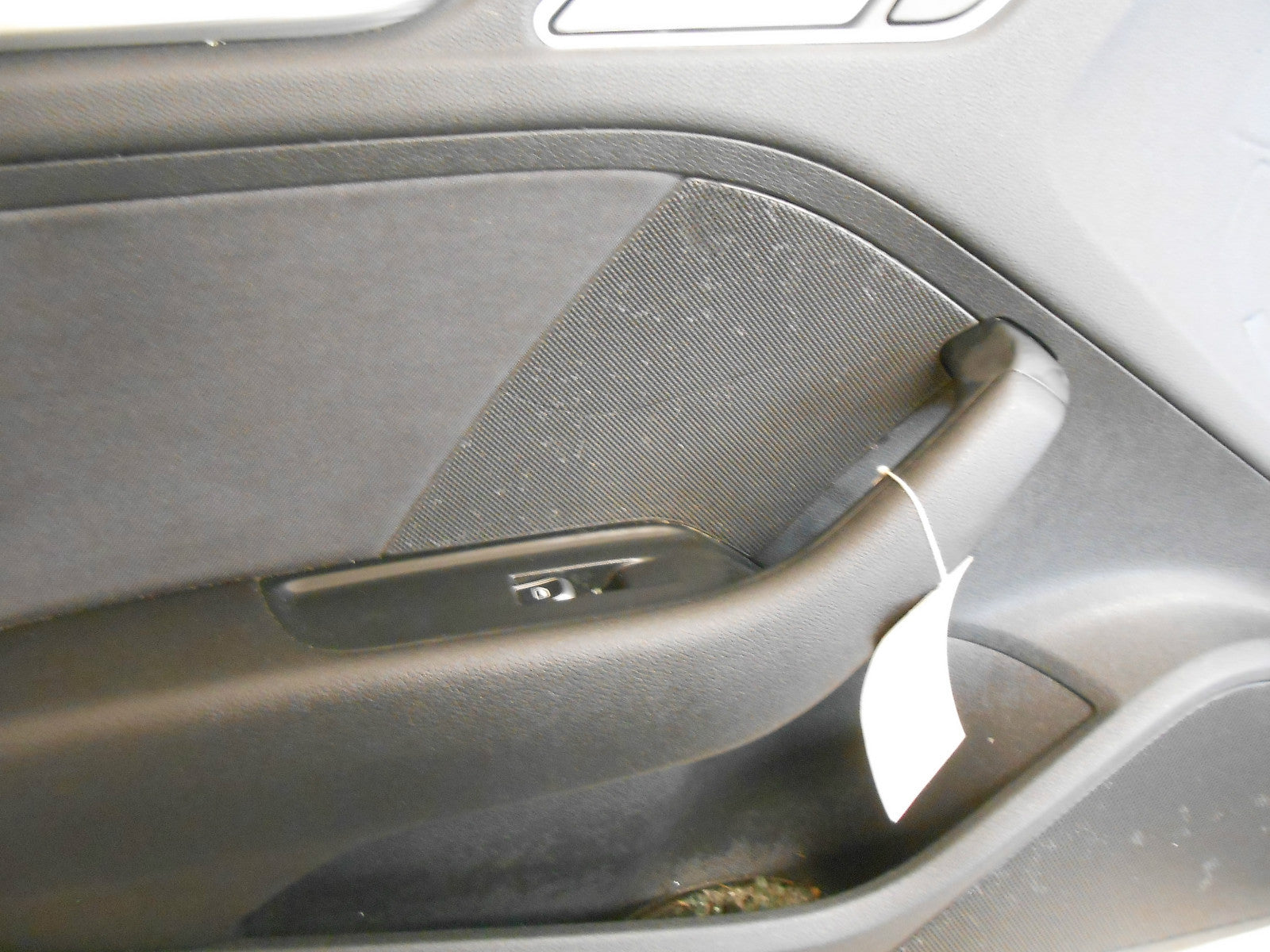 AUDI A3 8V 2013 5 DOOR NSF PASSENGER SIDE FRONT DOOR CARD PANEL WINDOW SWITCH
