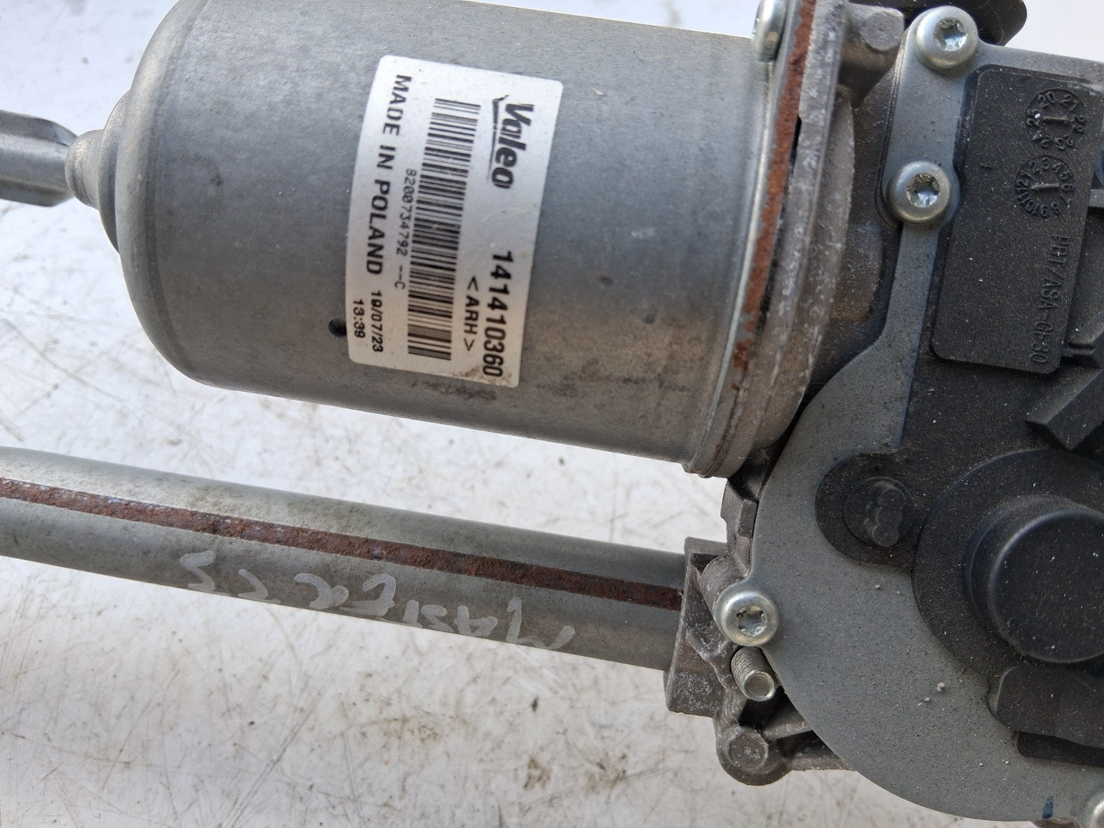 2023 RENAULT MASTER MK3 WIPER MOTOR AND LINKAGE FRONT 141410360