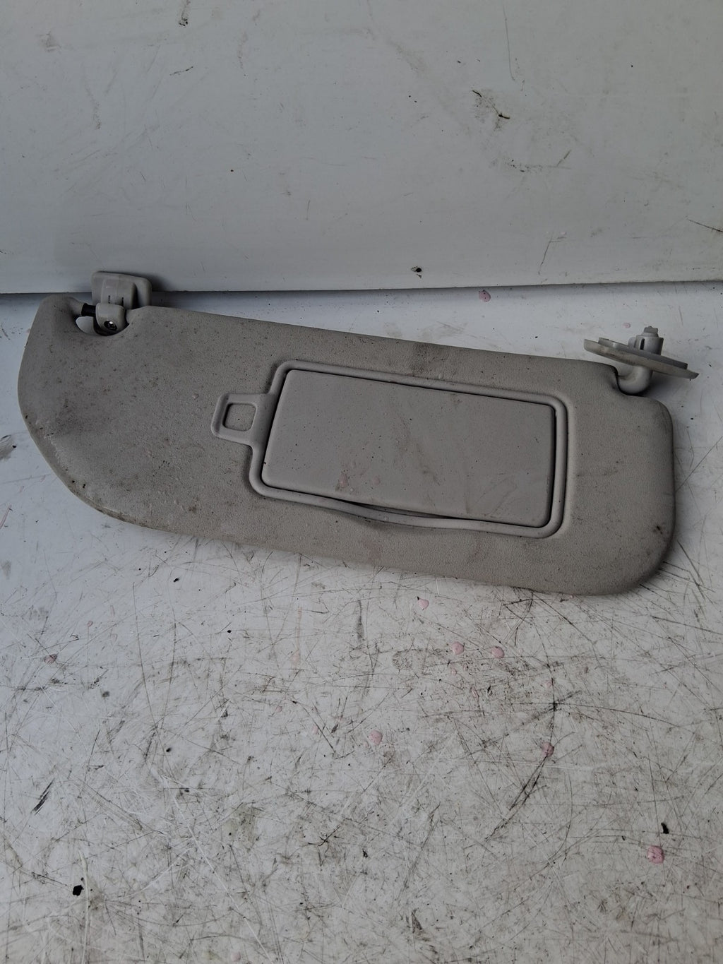 2019 TOYOTA AYGO MK2 OSF FRONT DRIVER RIGHT SIDE SUN VISOR