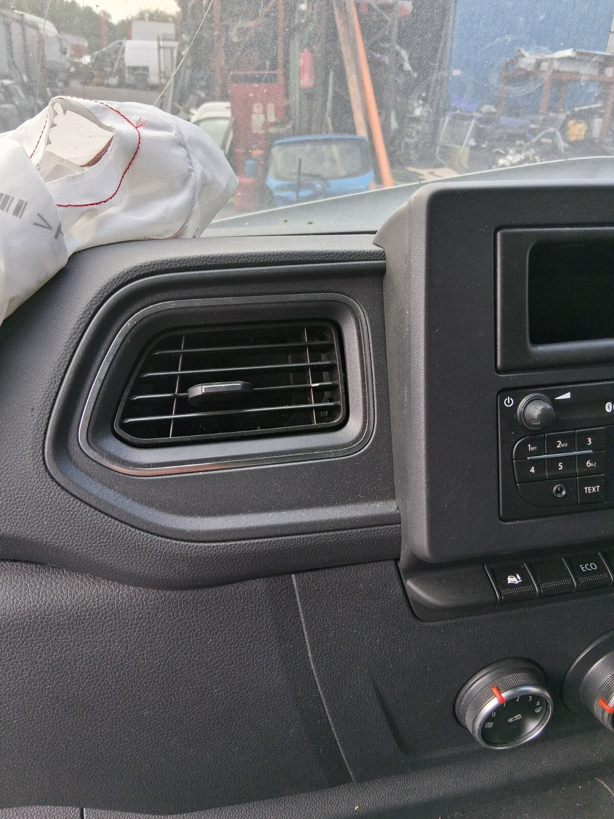 2024 NISSAN INTERSTAR MK2 MASTER MK3 NSF PASSENGER SIDE CENTER LEFT AIR VENT