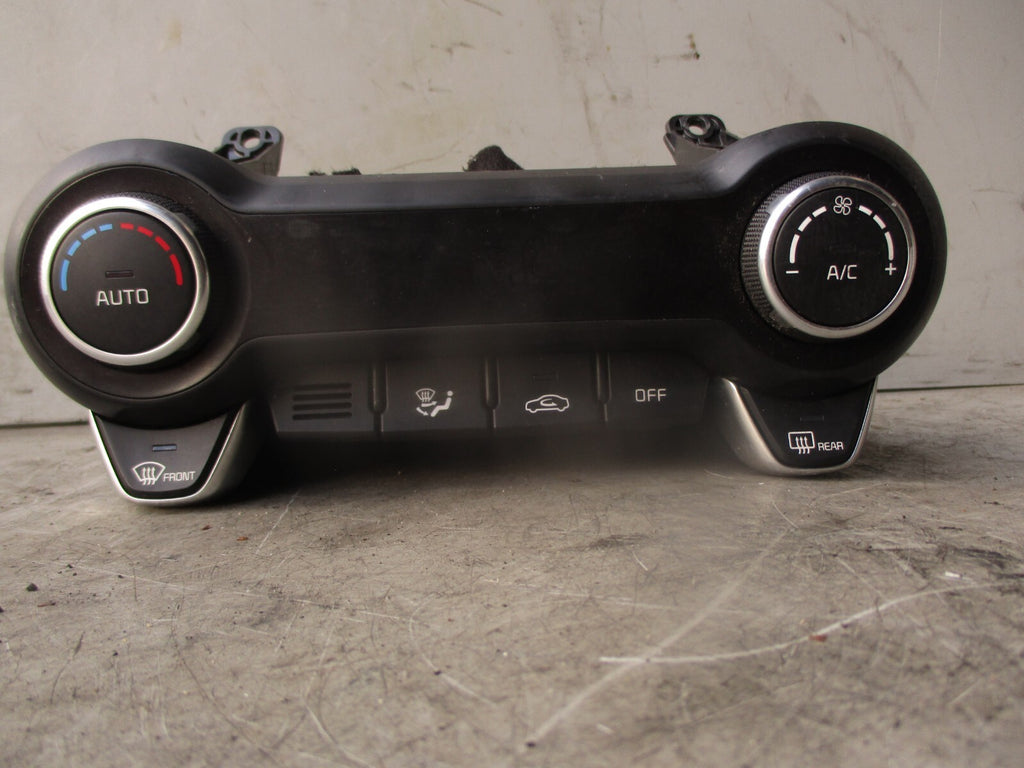2018 KIA STONIC AC AIR CON HEATER CLIMATE CONTROL SWITCH PANEL 97250H8700