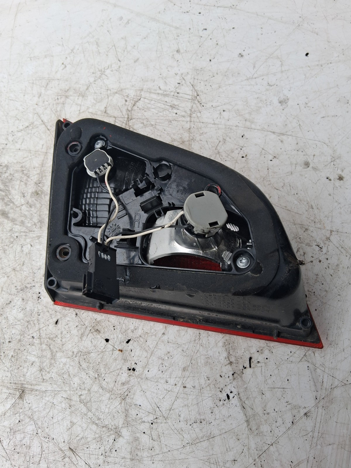 VAUXHALL ASTRA J 2013 NSR NEAR LEFT PASSENGER SIDE TAIL LIGHT 366900804