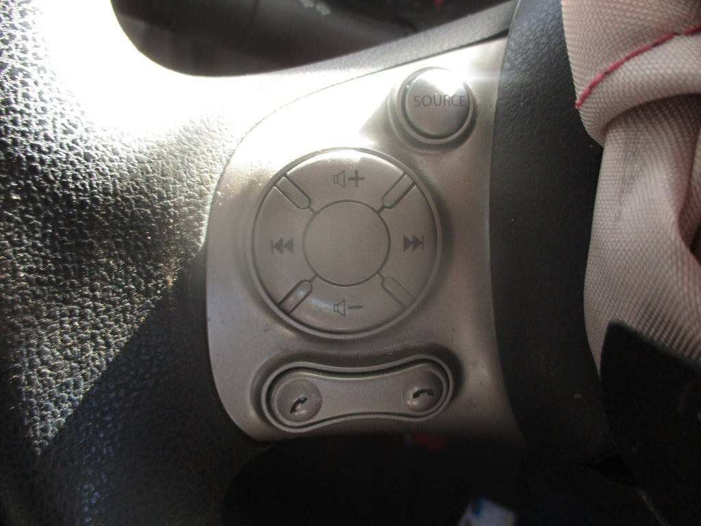 2016 NISSAN MICRA K13 MK4 5 DOOR 3 SPOKE MULTIFUNCTION STEERING WHEEL