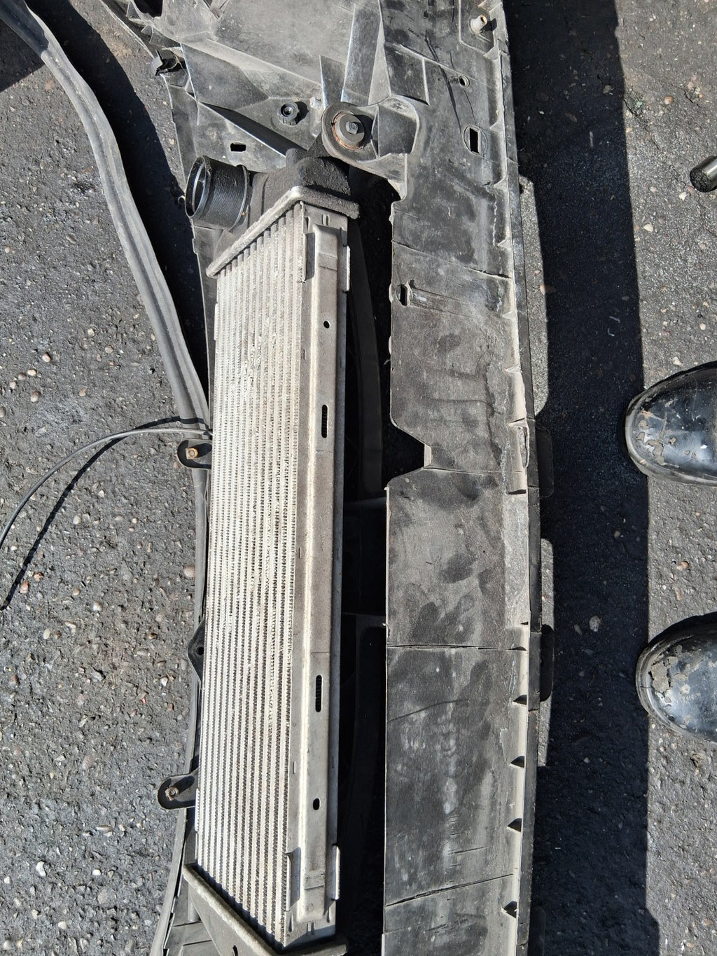 2013 VAUXHALL VIVARO 2.0 DIESEL INTERCOOLER RADIATOR FRONT SLAM PANEL 8200411160