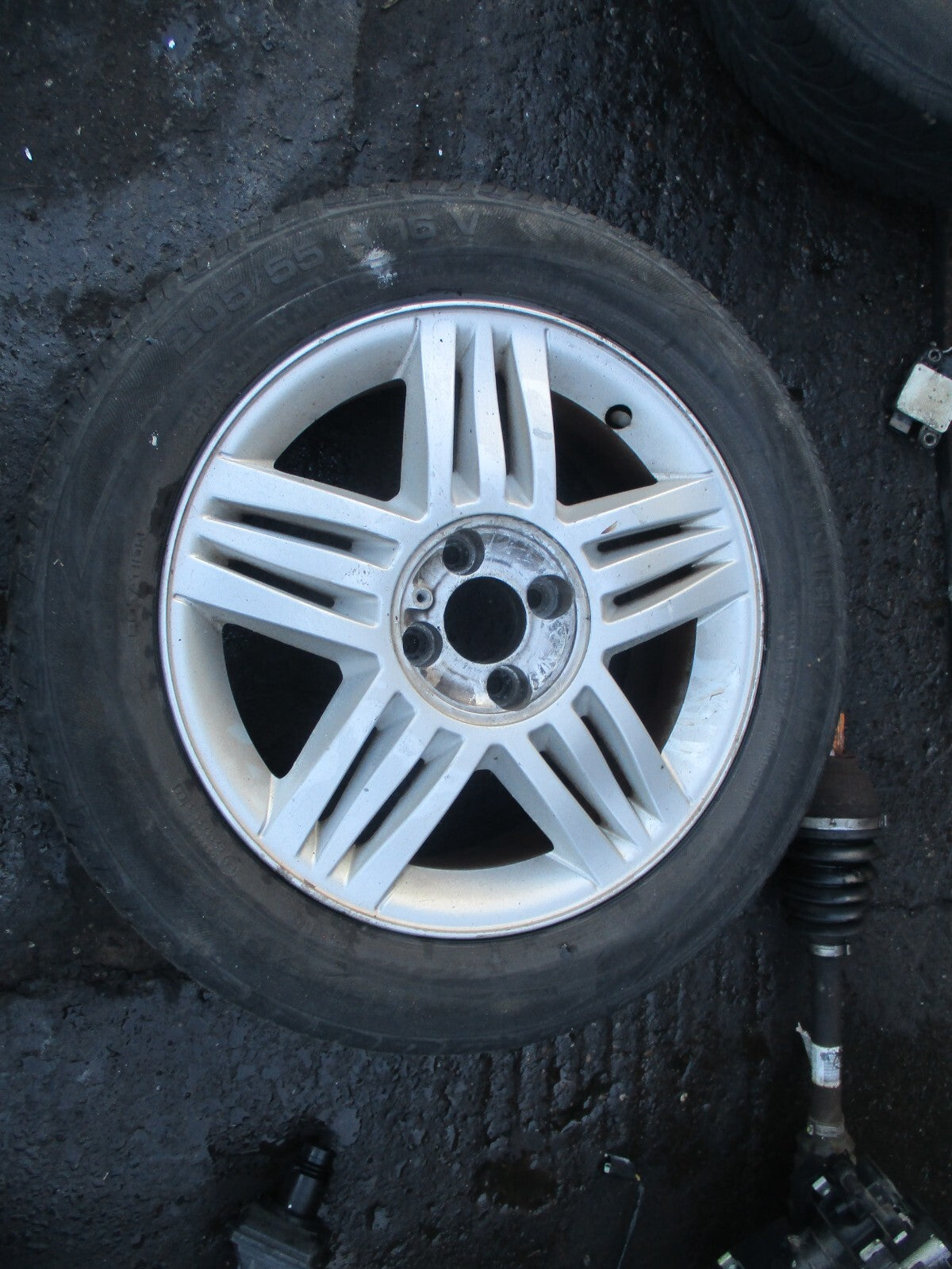 RENAULT MEGANE MK3 2009 16 INCH ALLOY WHEEL WITH TYRE 205/55R16