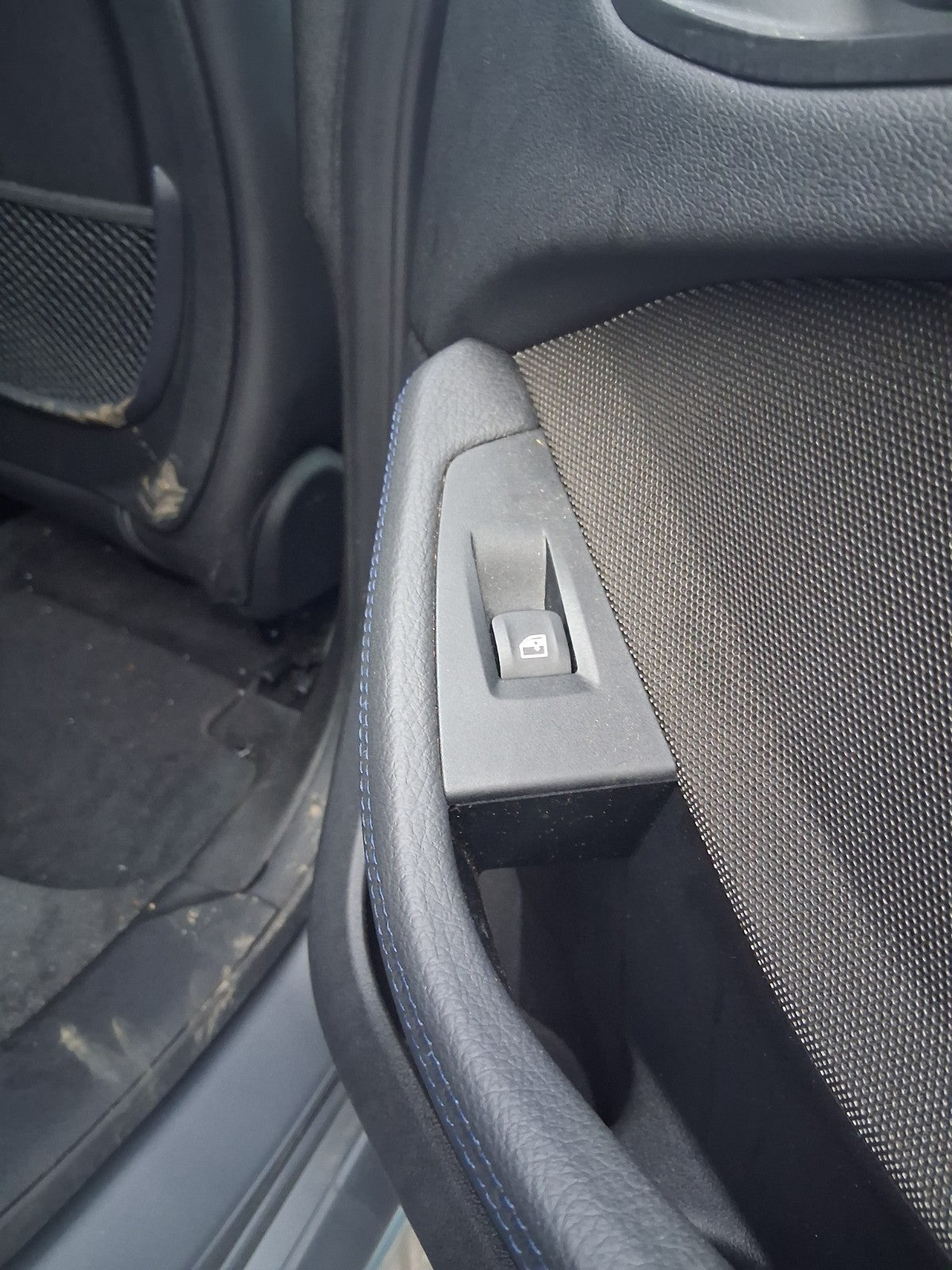 2024 BMW 2 SERIES F44 COUPE M SPORT OSR DRIVER SIDE REAR WINDOW CONTROL SWITCH