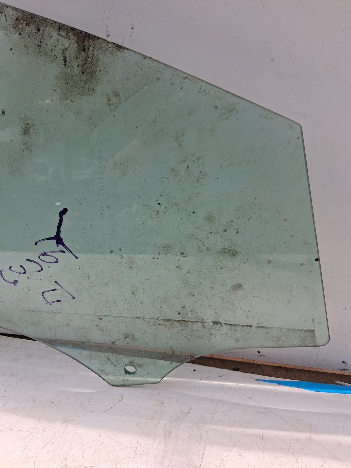 2017 FORD FOCUS MK3 OSF DRIVER SIDE FRONT RIGHT WINDOW GLASS
