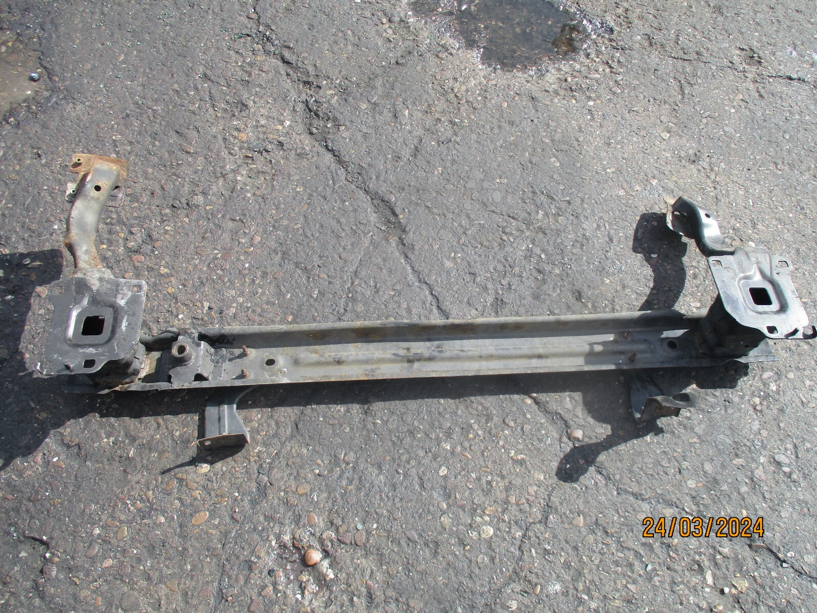 CITROEN DS3 2011 FRONT BUMPER REINFORCEMENT CRASH BAR