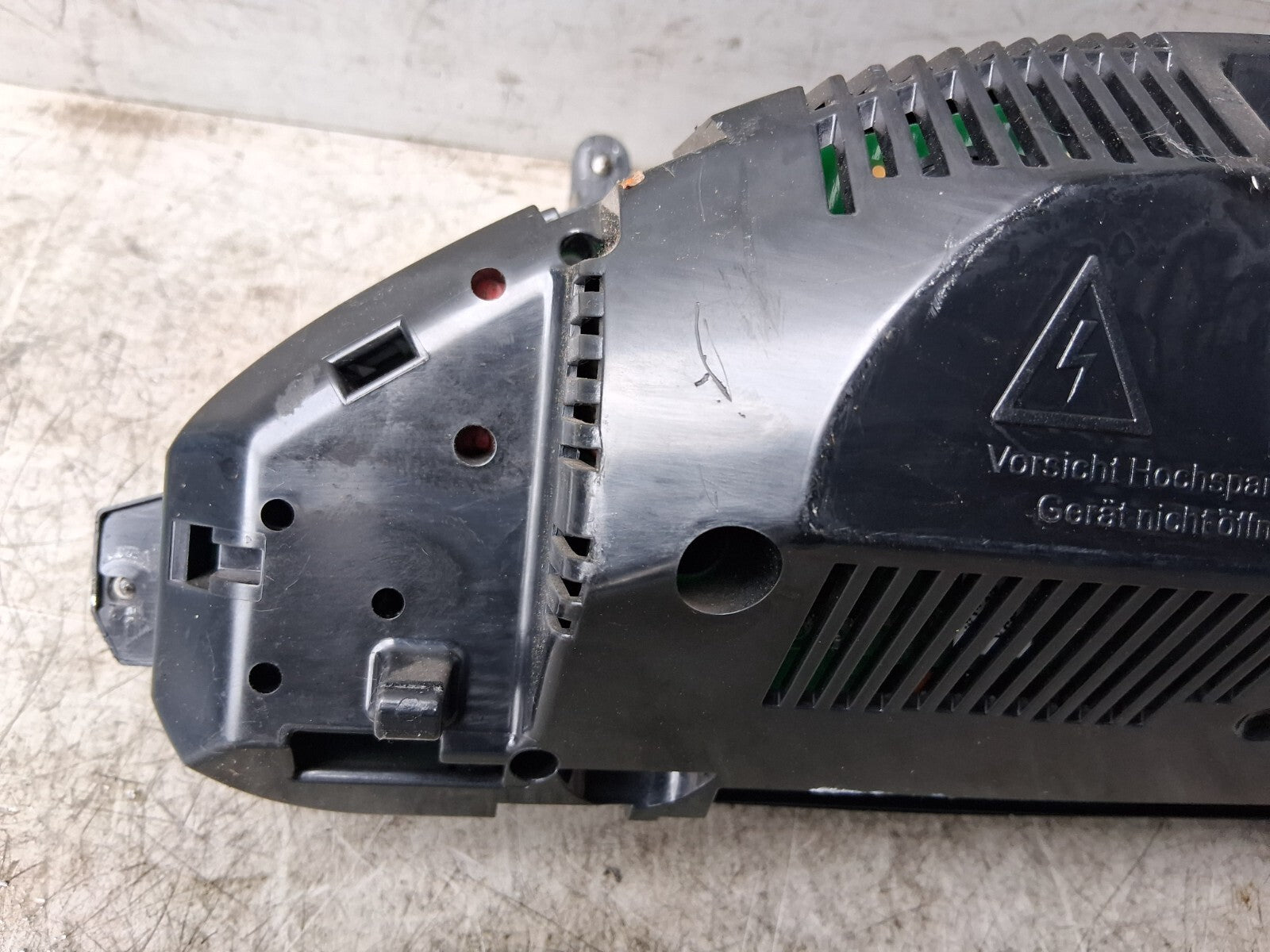 2004 MERCEDES E CLASS W211 SPEEDOMETER INSTRUMENT CLUSTER A2115400847