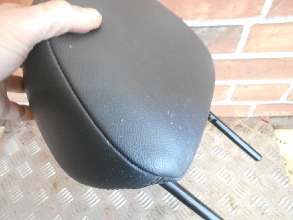 MITSUBISHI COLT CZC 2009 FRONT LEATHER HEADREST