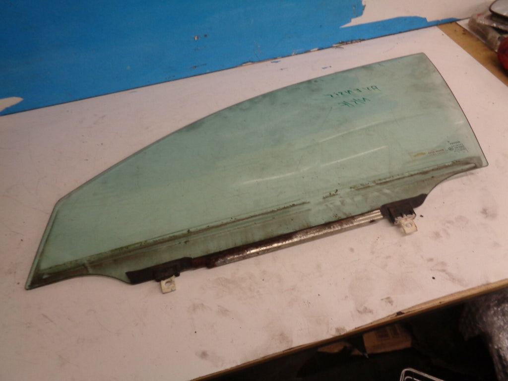 TOYOTA AVENSIS 2004 1.8 PETROL NSF PASSENGER SIDE FRONT DOOR WINDOW GLASS