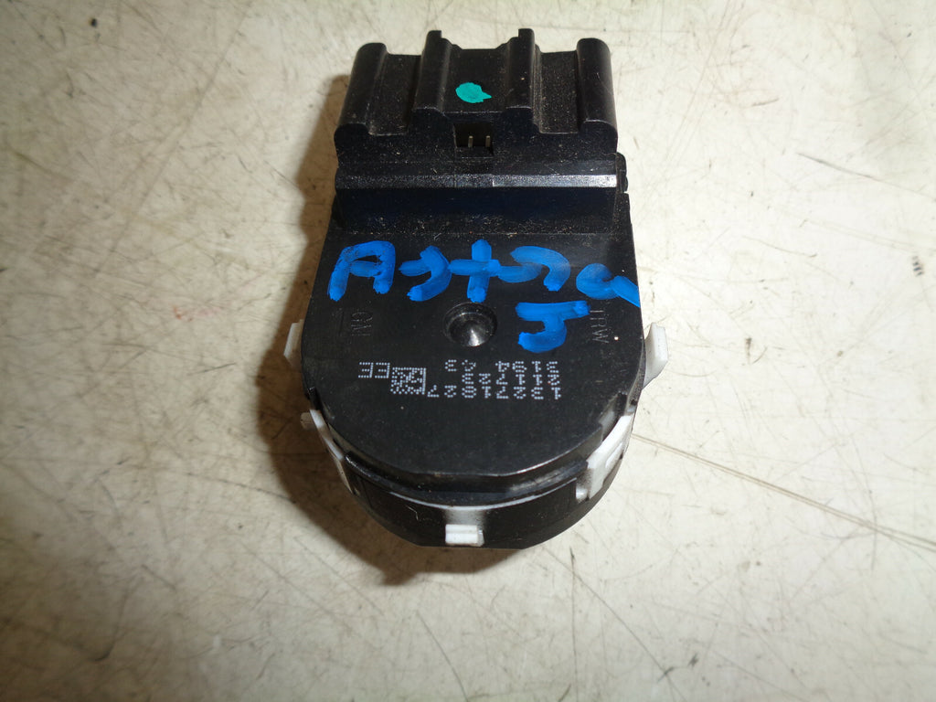 VAUXHALL ASTRA J 2013 MK6 INSIGNIA ZAFIRA ELECTRIC MIRROR SWITCH 13271827