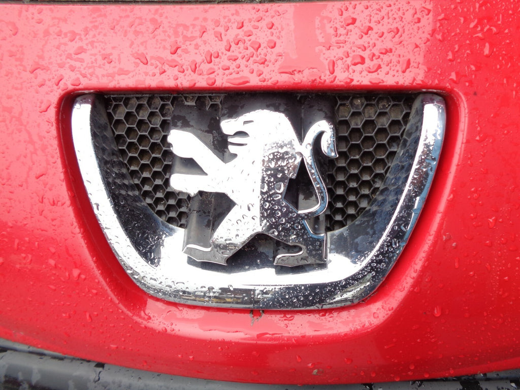 PEUGEOT 207 2006 FRONT COMPLETE BUMPER DAMAGED BRACKET RED