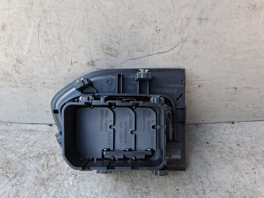 2023 RENAULT MASTER MK3 OSF DRIVER SIDE FRONT DASHBOARD AIR VENT 687518035R