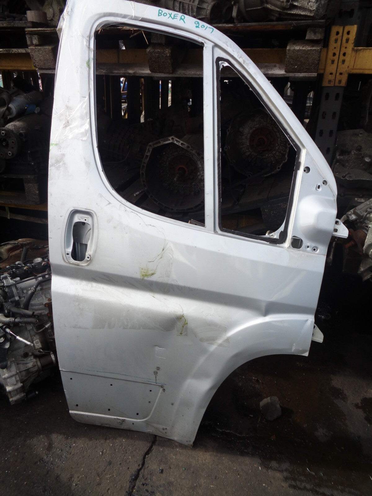 PEUGEOT BOXER MK3 2017 5 DOOR VAN SILVER OS DOOR DAMAGED