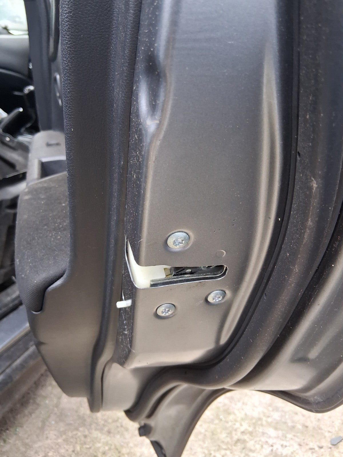 2020 MITSUBISHI ASX OSR DRIVER SIDE REAR RIGHT DOOR LOCK MECHANISM