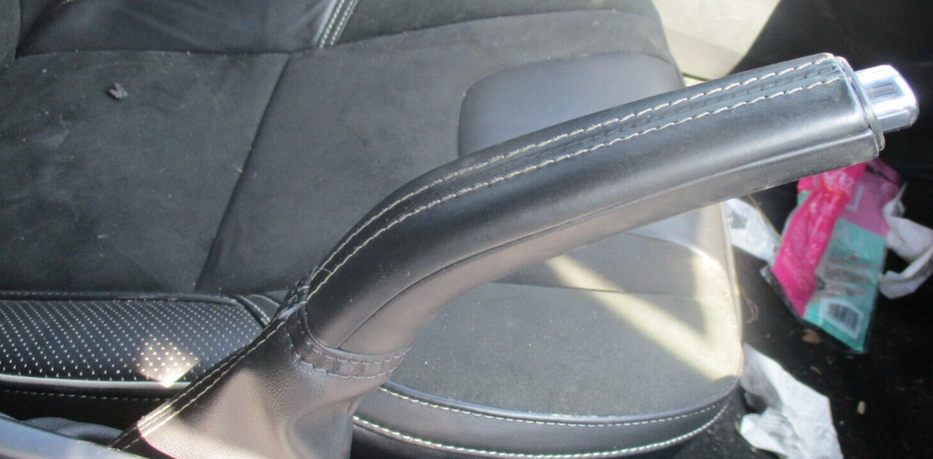 2016 VOLVO V40 R DESIGN MANUAL PARKING HANDBRAKE LEVER MECHANISM