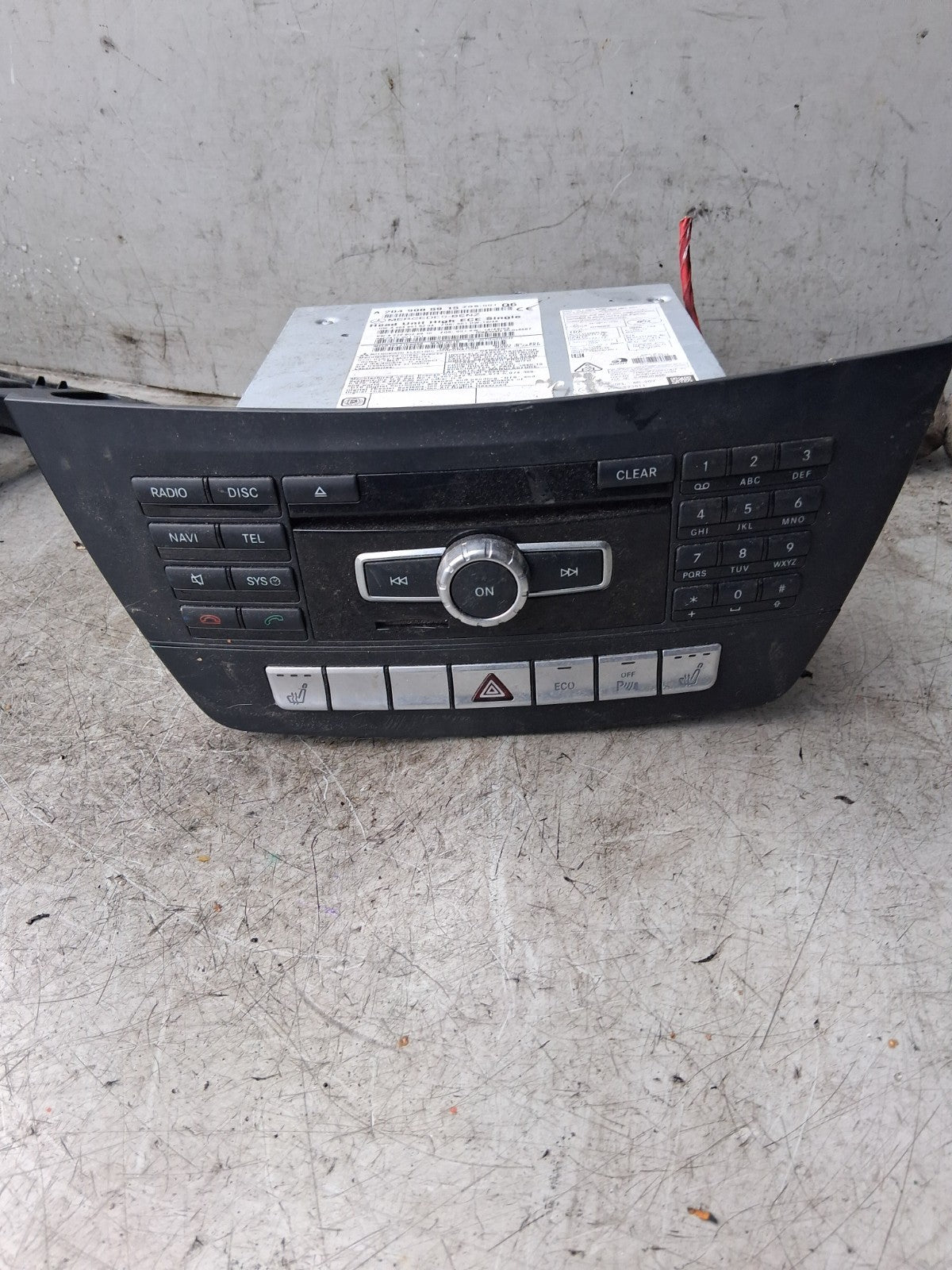 2015 MERCEDES-BENZ C-CLASS W204 SAT NAV RADIO MEDIA HEAD UNIT A2049005915