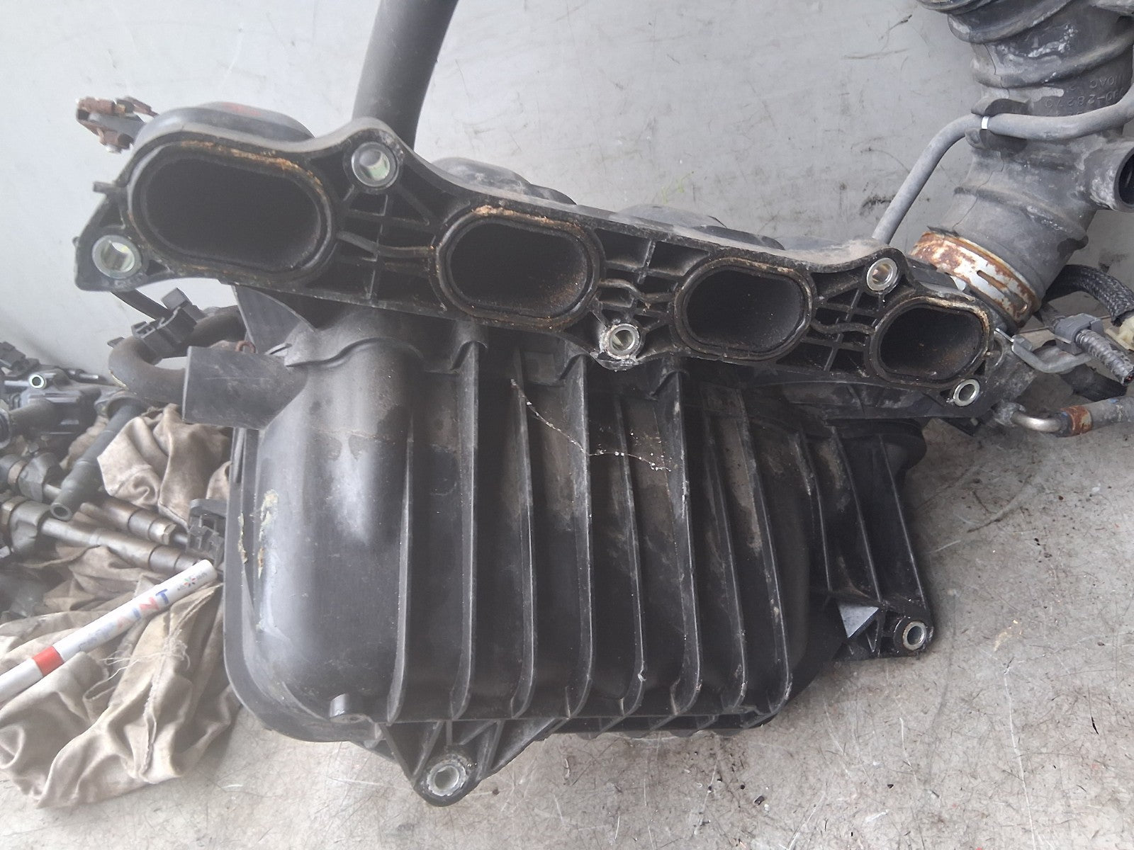 2011 TOYOTA ESTIMA MK3 2.4 PETROL HYBRID MANIFOLD INTAKE