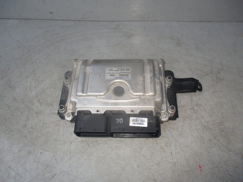 KIA STONIC 2018 1.0 PETROL ECU ENGINE CONTROL UNIT 3912804040