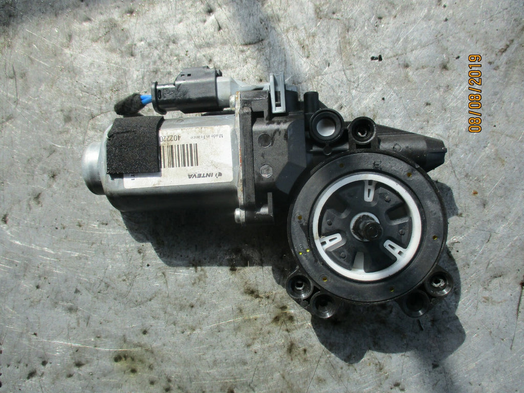 CITROEN DS3 NS NEAR PASSENGER SIDE WINDOW MOTOR
