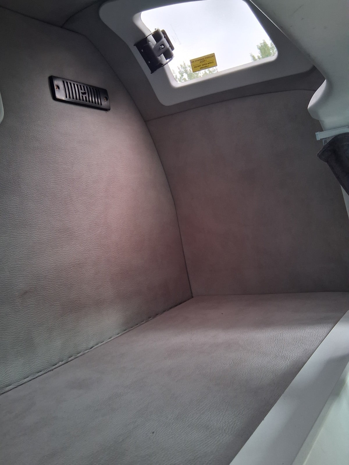 2023 IVECO DAILY MK6 SLEEPER CAB ROOF SLEEPING POD BLACK