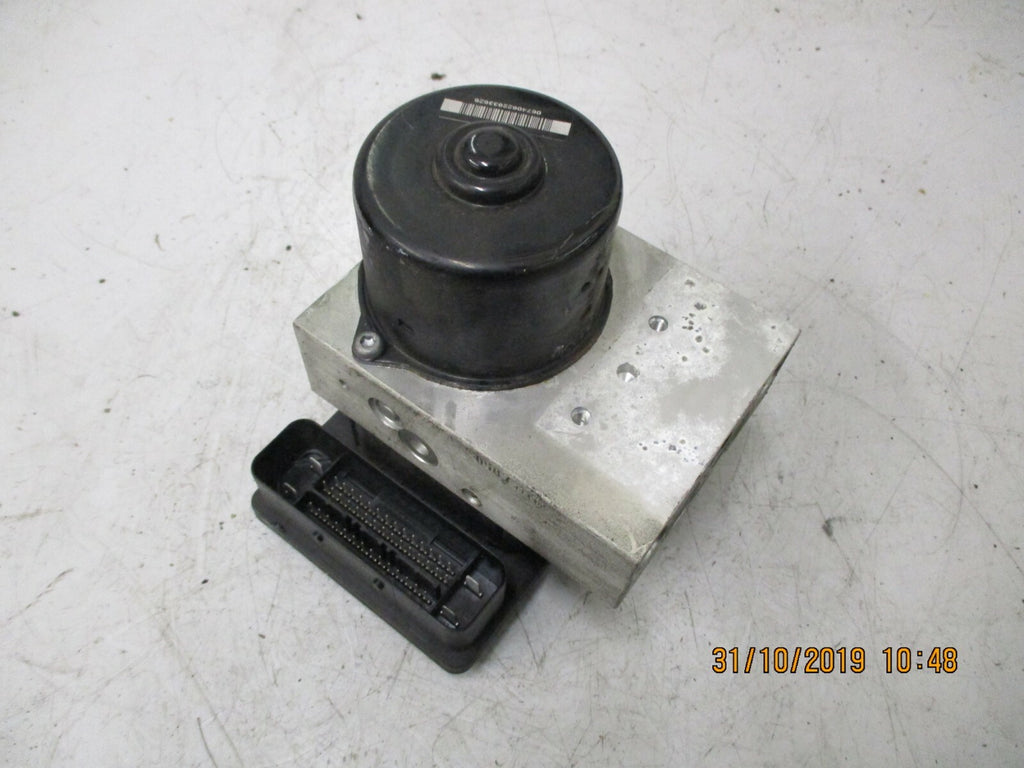 MERCEDES C CLASS W203 ABS BRAKE PUMP AND CONTROL MODULE A2034310812