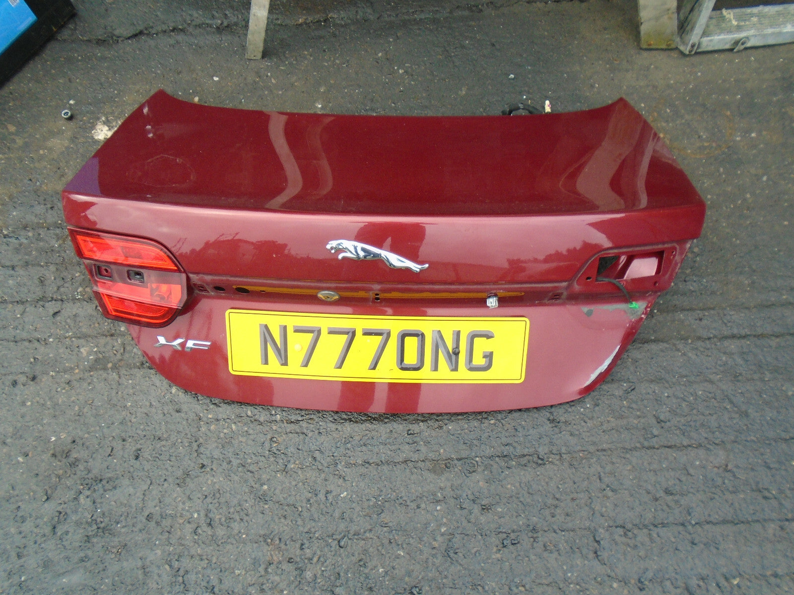 JAGUAR XF FACELIFT 2013 BARE SHELL FRAME TAILGATE BOOTLID HATCH RED CAJ