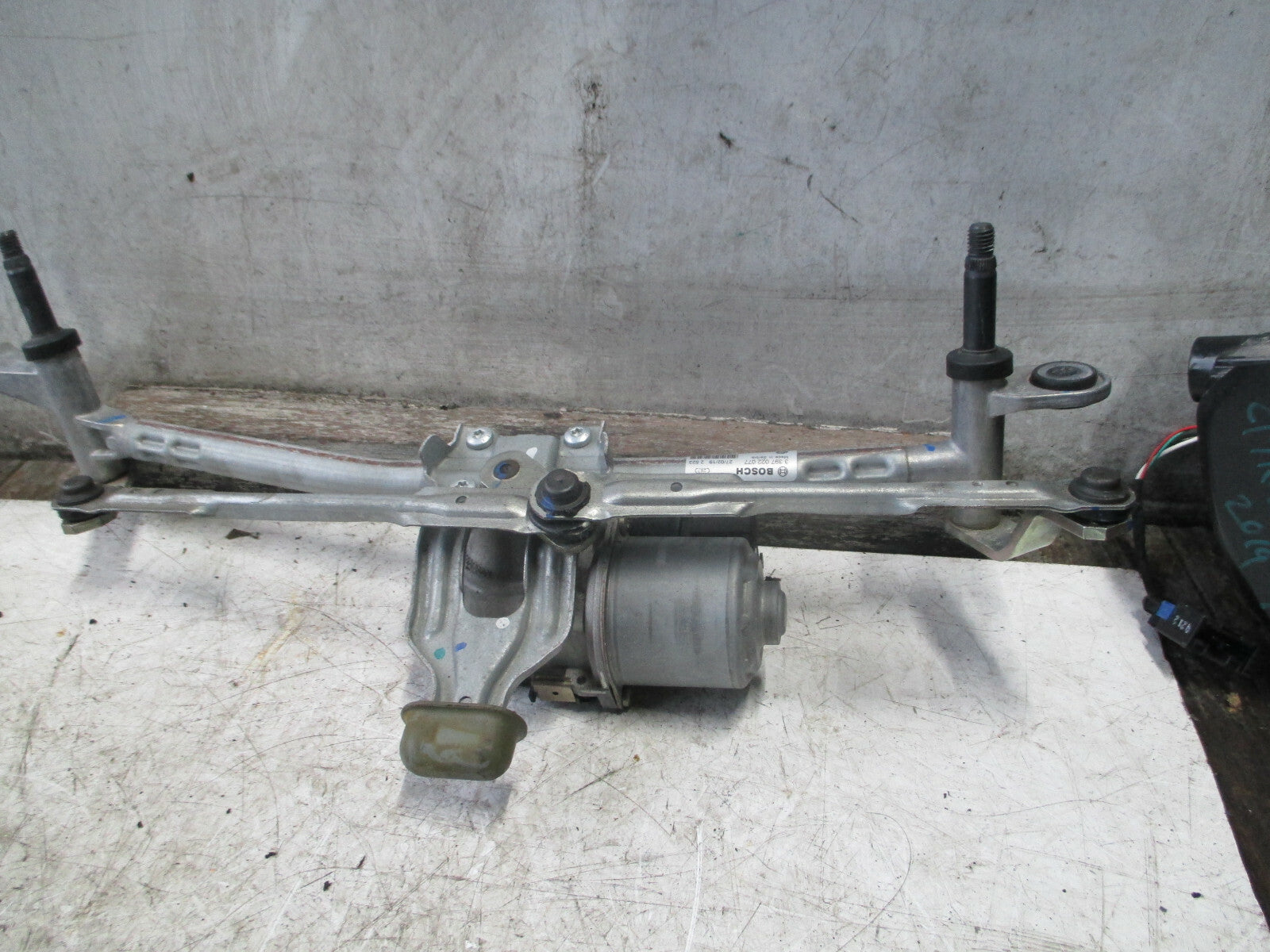 CITROEN C5 AIRCROSS 2019  FRONT WINDSCREEN WIPER MOTOR LINKAGE 9824762380