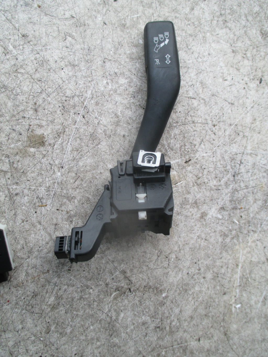 SEAT LEON 2007 MK2 HEADLIGHT AND INDICATOR SWITCH STALK 1K0953513