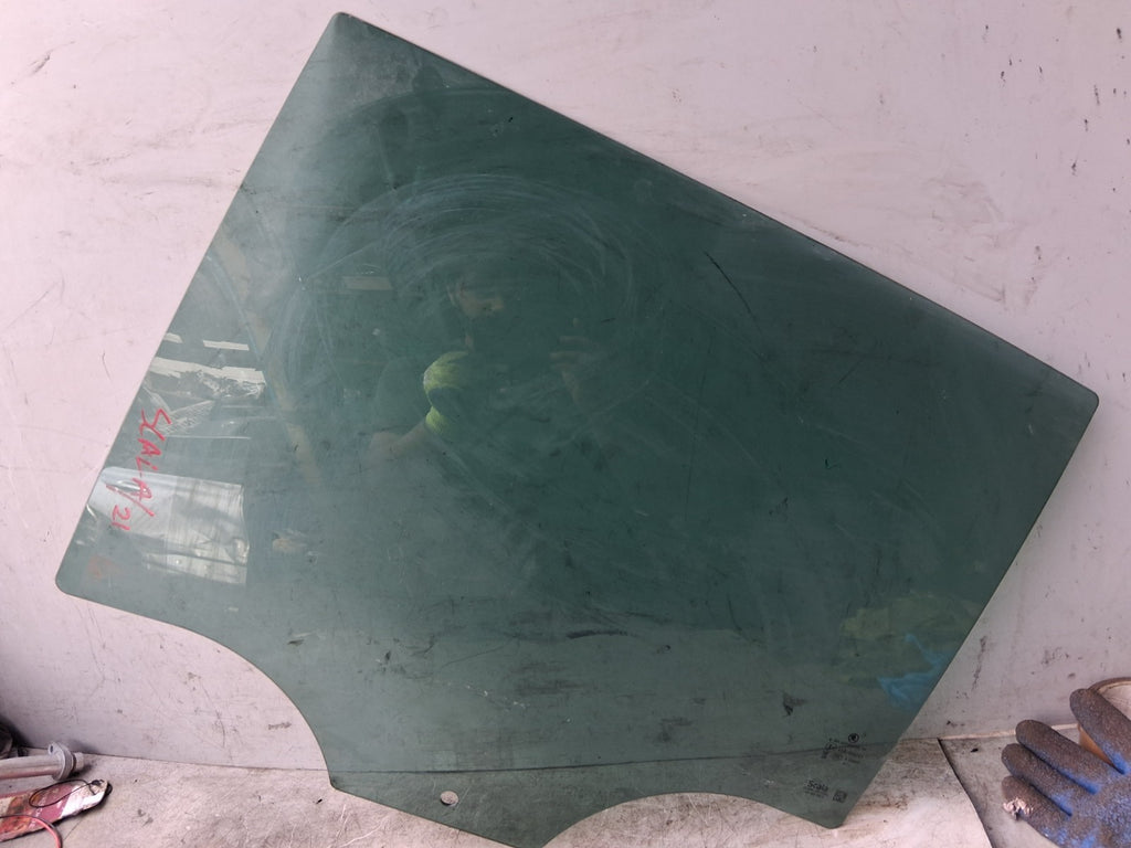2021 SKODA SCALA NSR PASSENGER SIDE REAR LEFT WINDOW GLASS