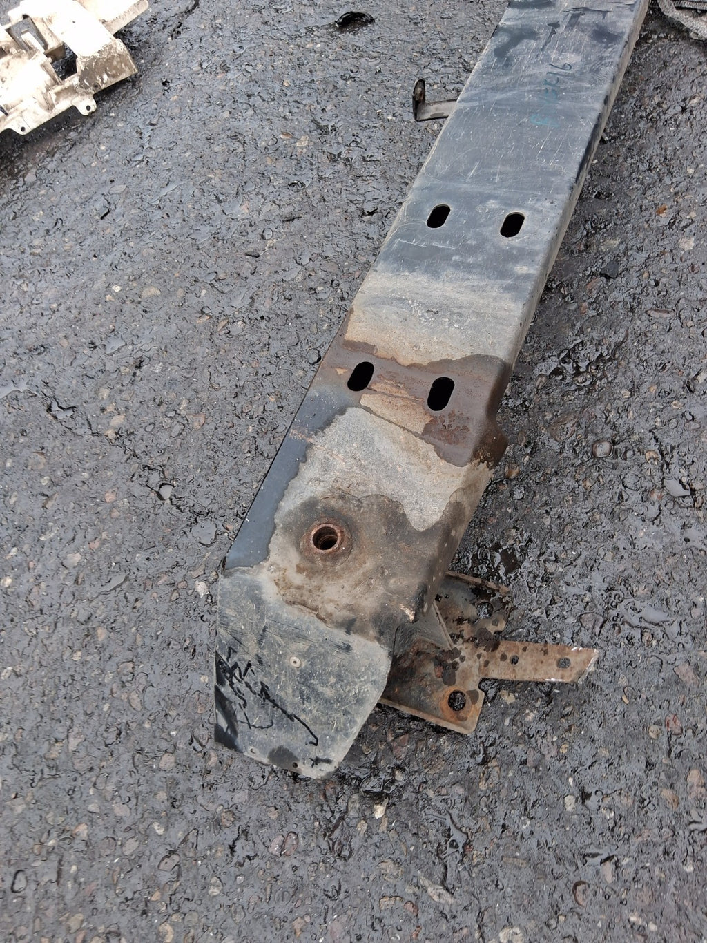 2005 VAUXHALL CORSA C REAR BUMPER CRASH BAR REINFORCEMENT BAR