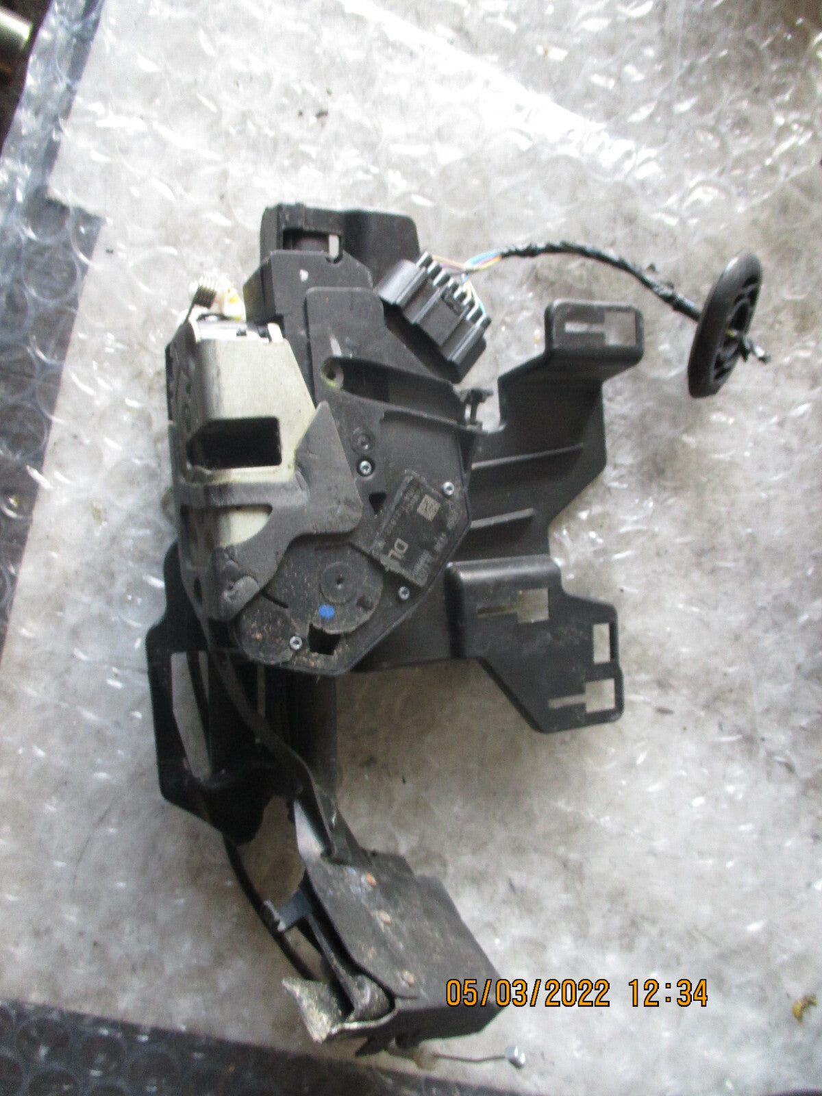 FORD FIESTA 2016 MK7 OSF FRONT DRIVER SIDE DOOR LOCK MECHANISM