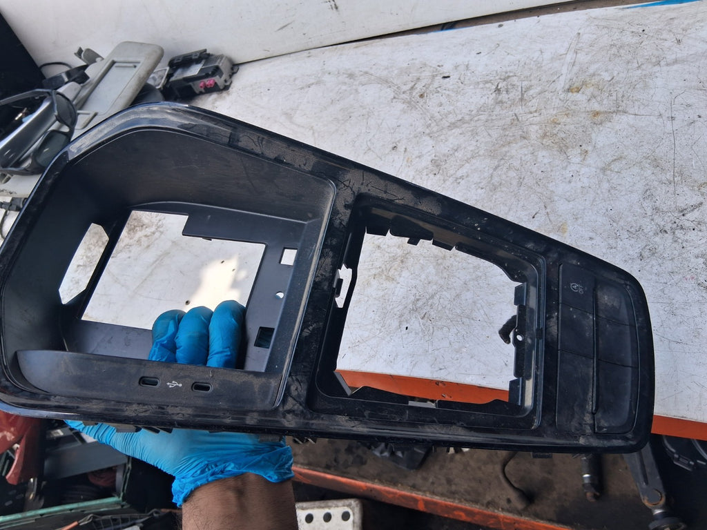2021 SKODA SCALA GEARSTICK SURROUND TRIM PANEL 656863212A