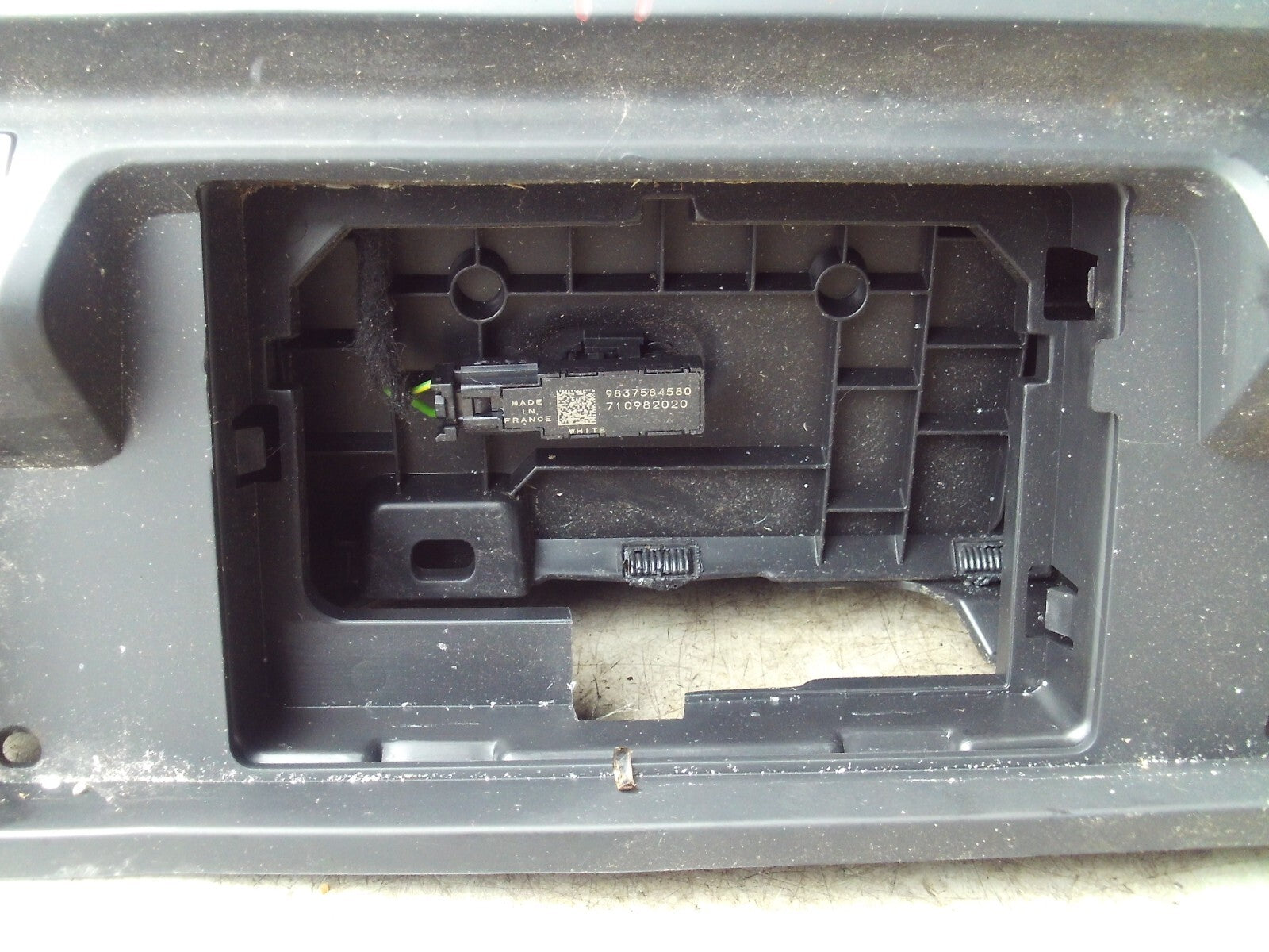 2021 CITROEN C4 MK3 REAR GLOVE BOX FLOOR STORAGE
