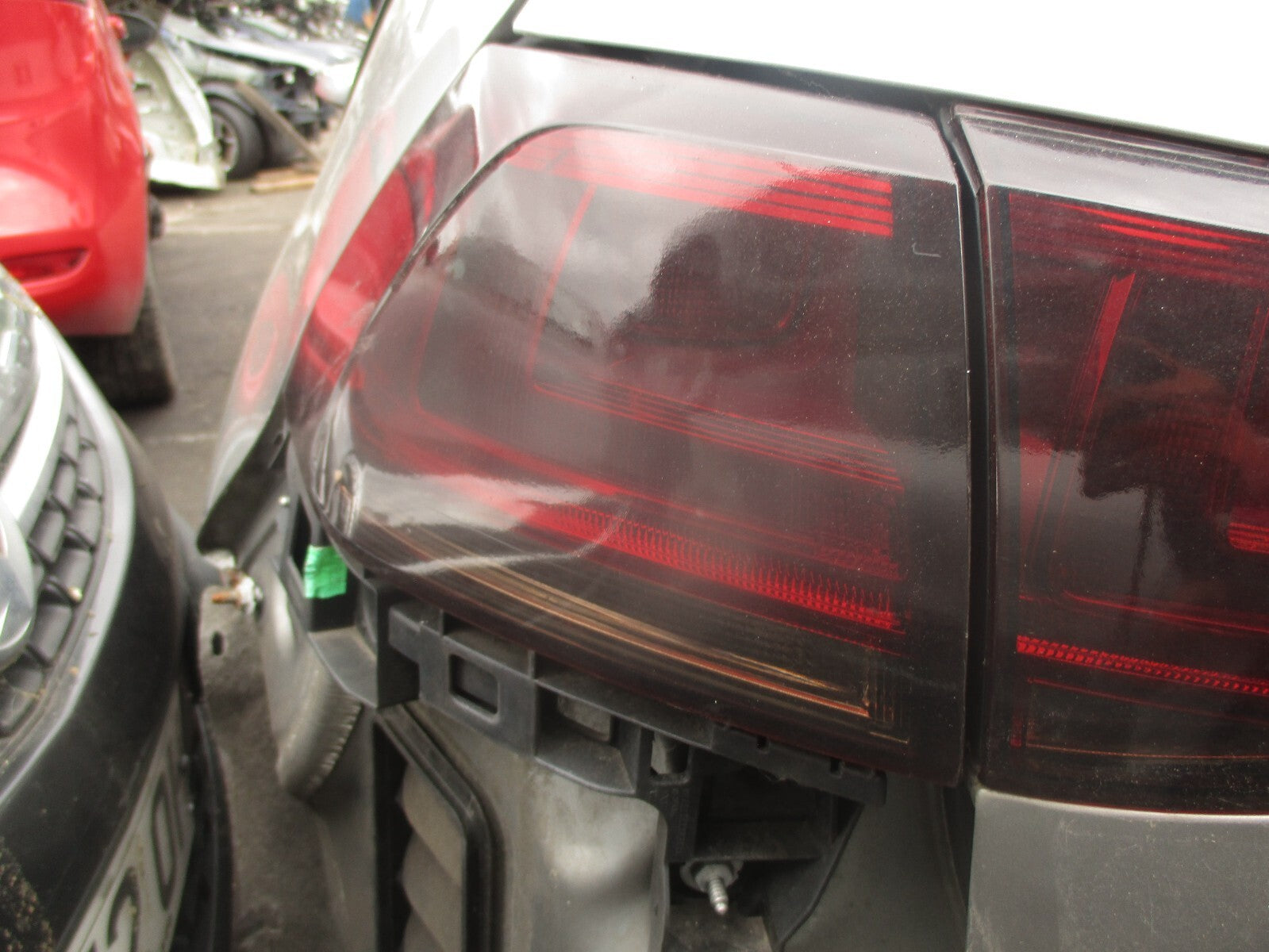 2014 VOLKSWAGEN GOLF MK7 NSR PASSENGER SIDE REAR LEFT OUTER TAIL LIGHT LAMP