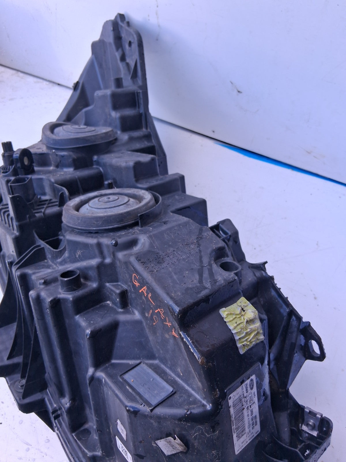 2019 FORD GALAXY MK4 OSF PASSENGER SIDE FRONT HEADLIGHT 90074998