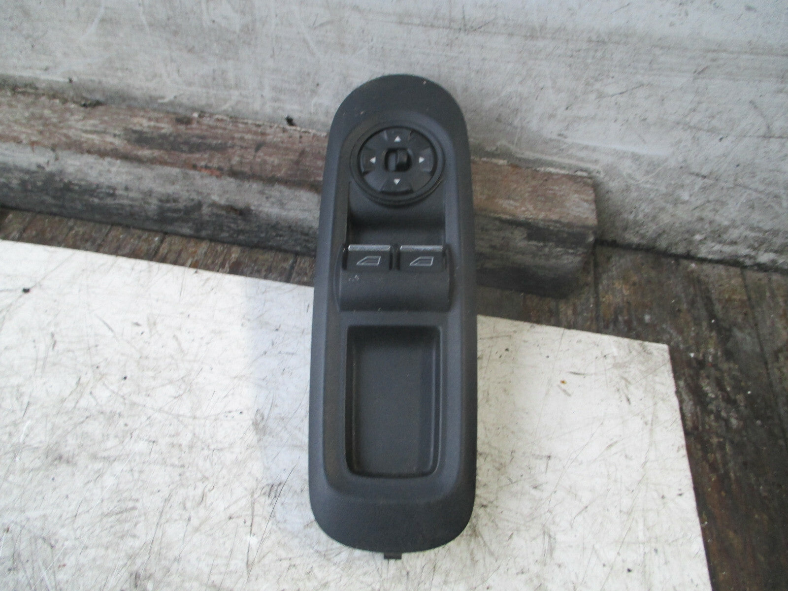 FORD MONDEO MK4 2008 OSF DRIVER SIDE FRONT DOOR WINDOW SWITCH 7S7T14A132CB