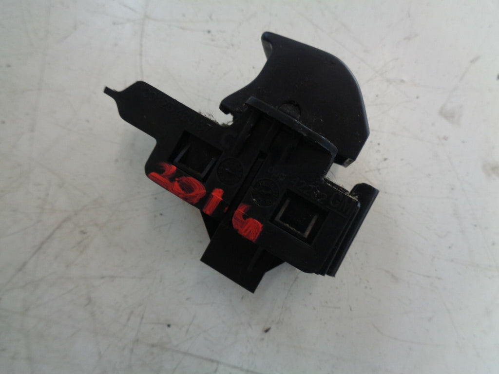 VAUXHALL INSIGNIA 2014 2.0 CDTI ELECTRONIC PARKING HANDBRAKE SWITCH 9060790